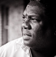 Vusi Mahlasela